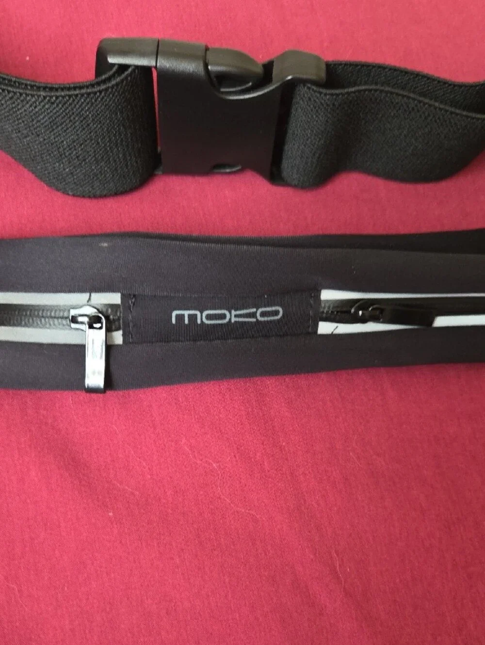 MoKo Black Reflective Running Belt with Zip Pocket and Adjustable Strap